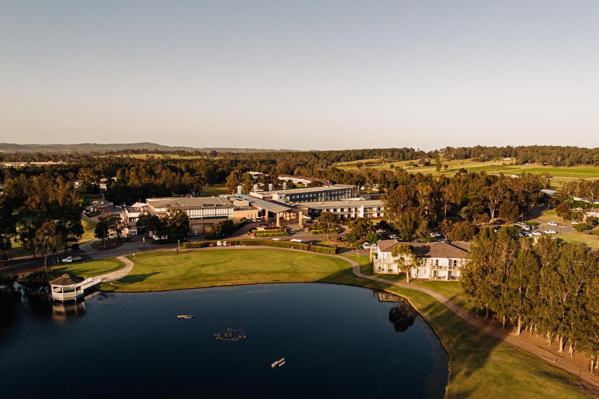Rydges Resort Hunter Valley Lovedale Exterior photo